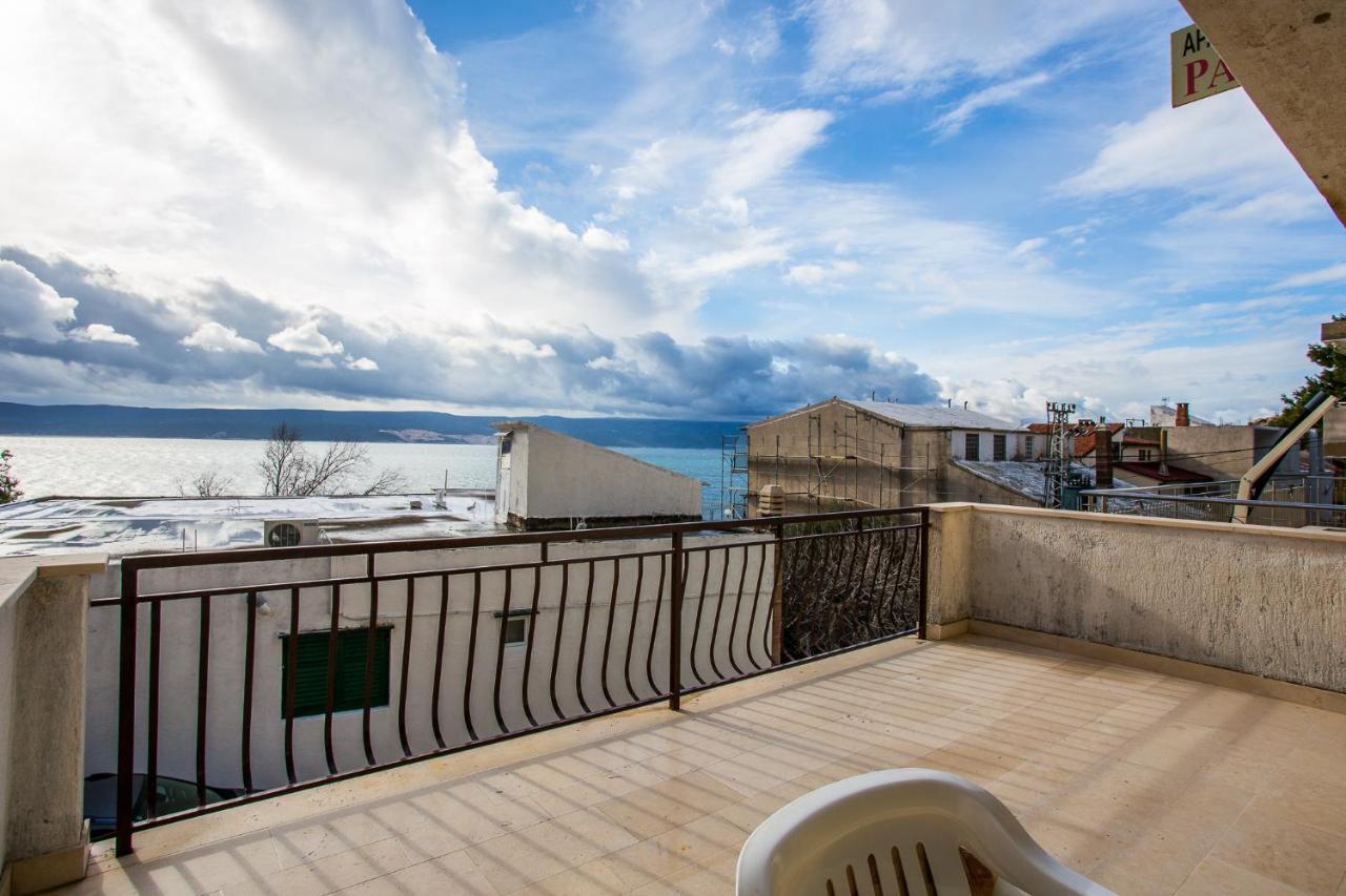 Apartmani Pava โอมิช ภายนอก รูปภาพ